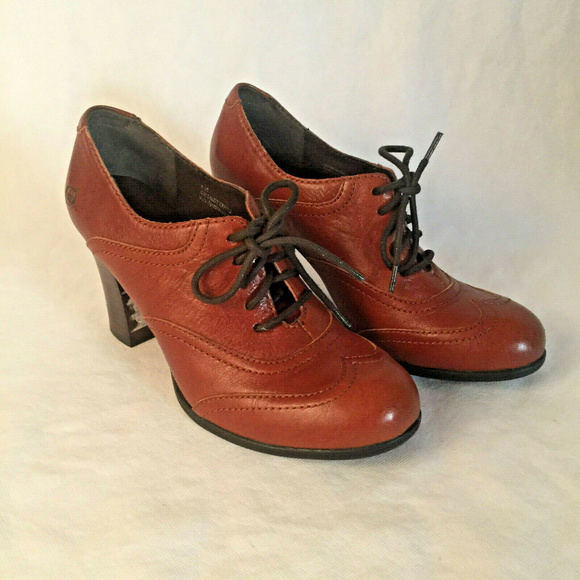BORN Brown Leather Oxford Brogue Heels Size 8M - Picture 2 of 6